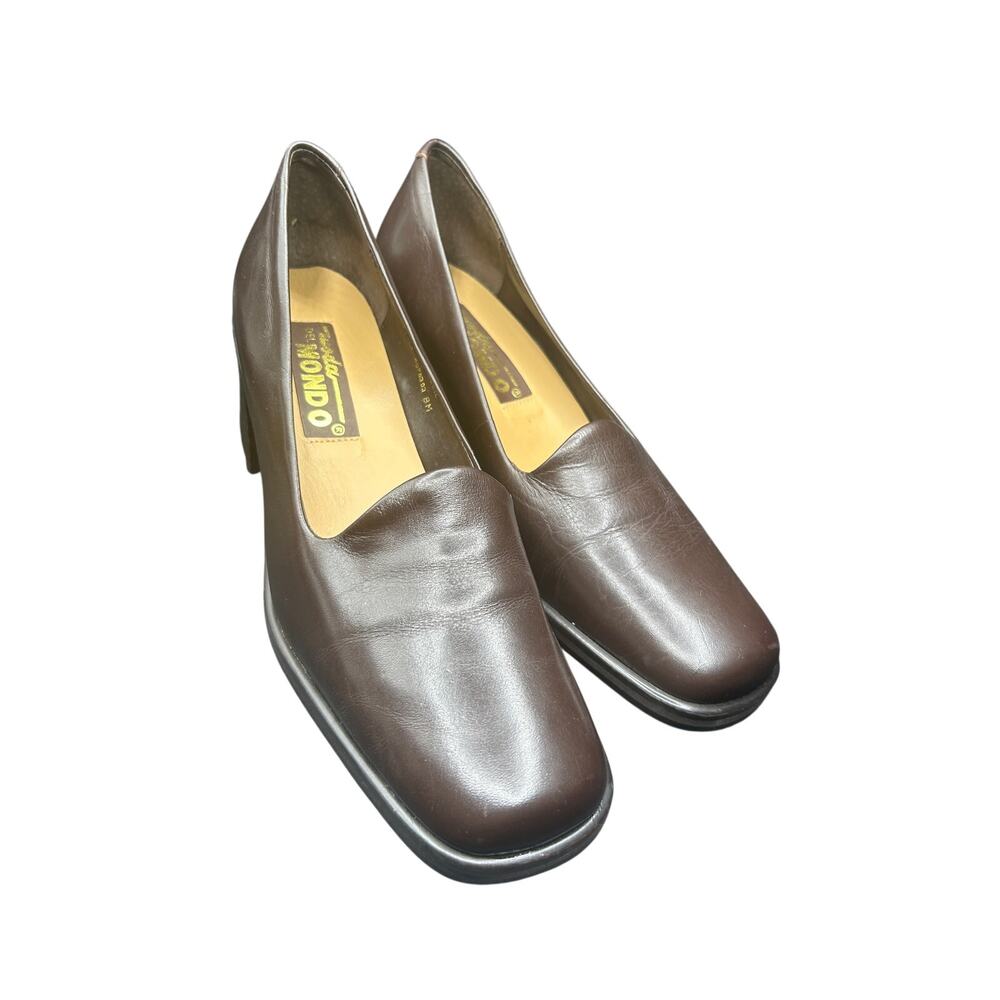 Del Mondo Hester Leather Block Heel Pumps Size 8M 90's style